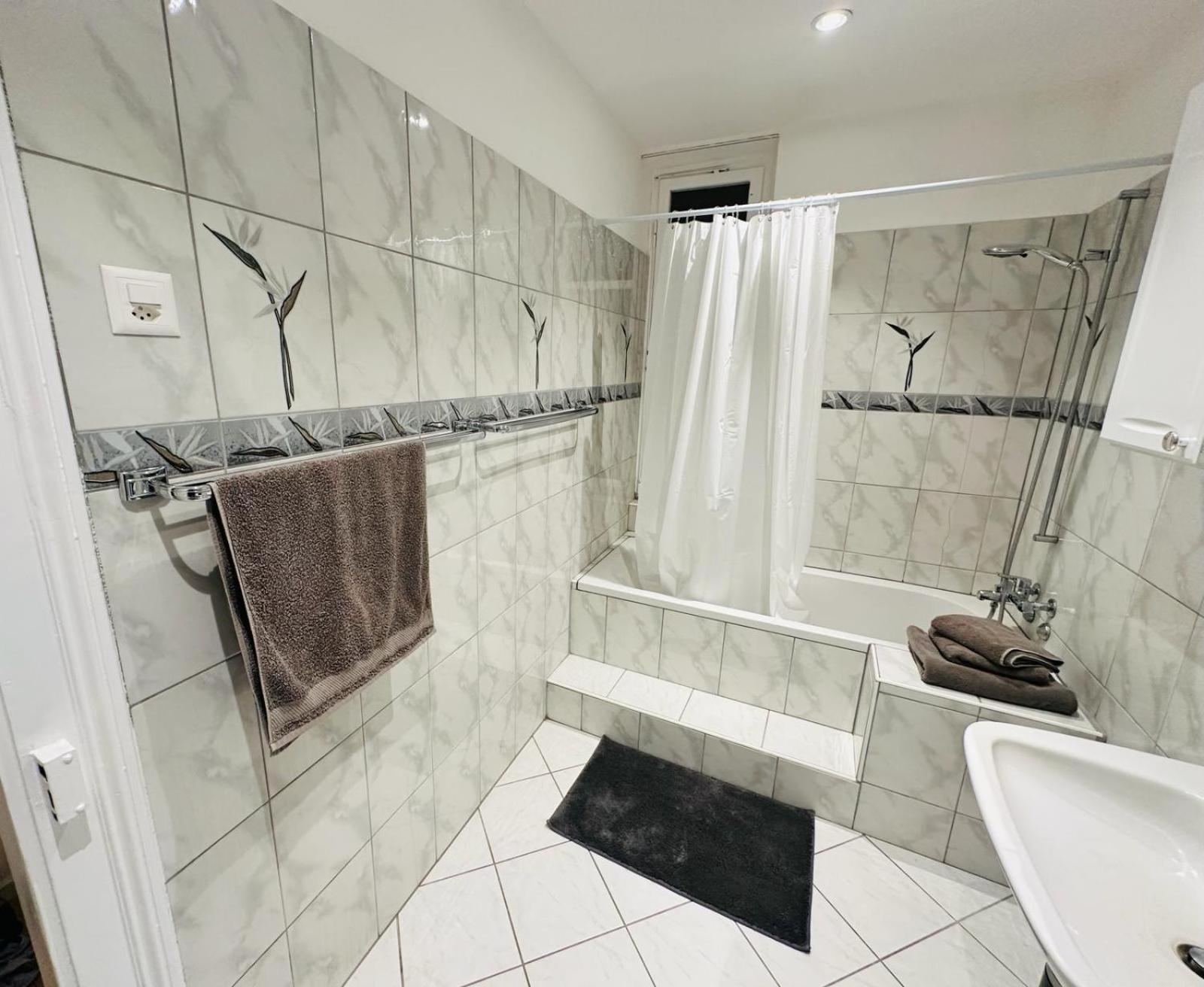 Exclusive Apartment For Families And Business Uster Eksteriør billede